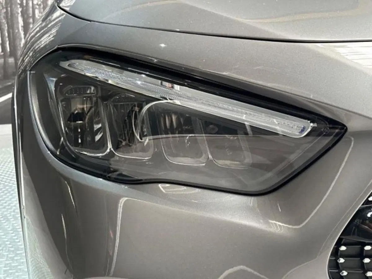 Mercedes-Benz GLA SUV usata a Bologna (7)