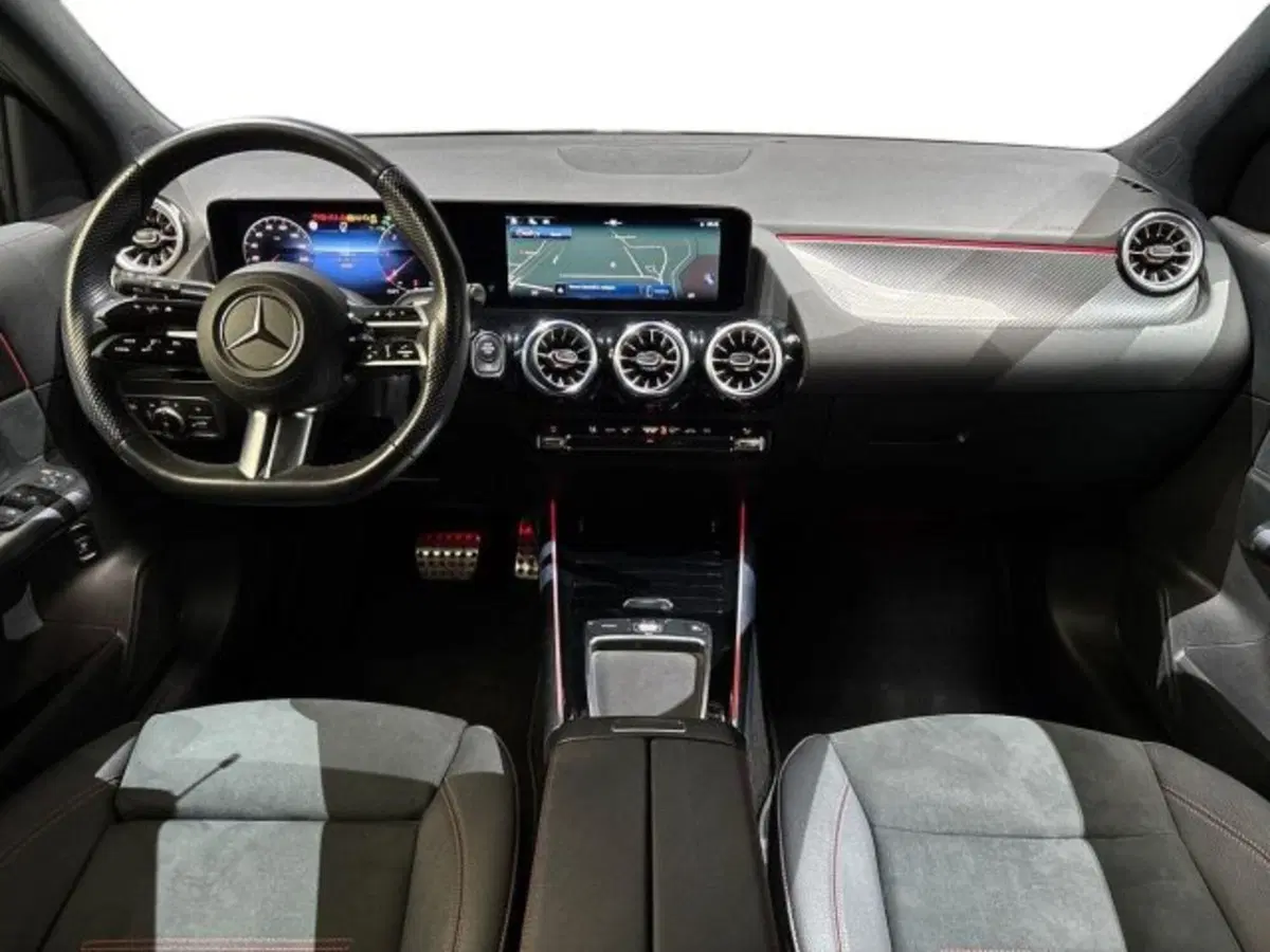 Mercedes-Benz GLA SUV usata a Bologna (9)
