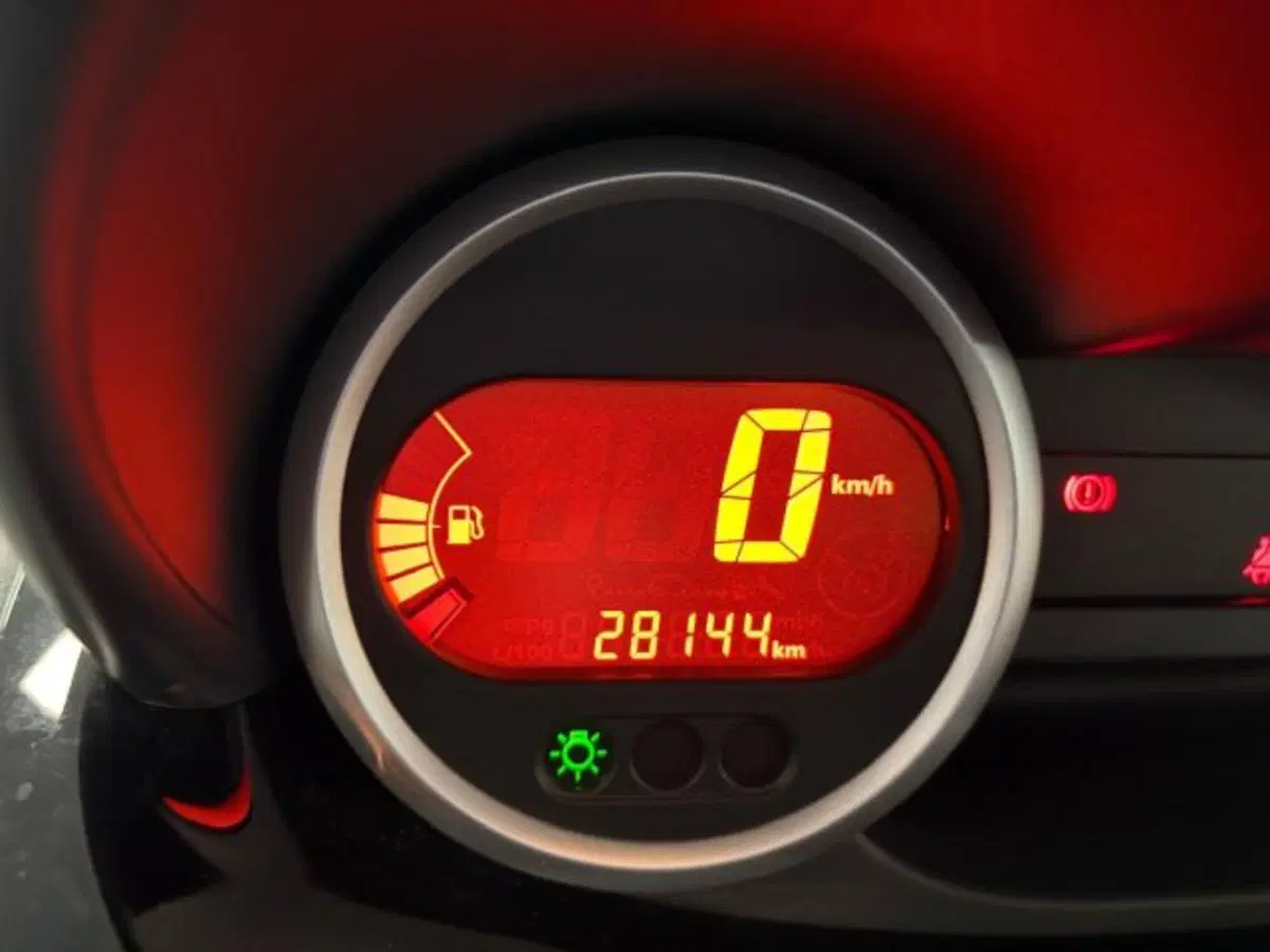 Renault Twingo usata a Cuneo (11)