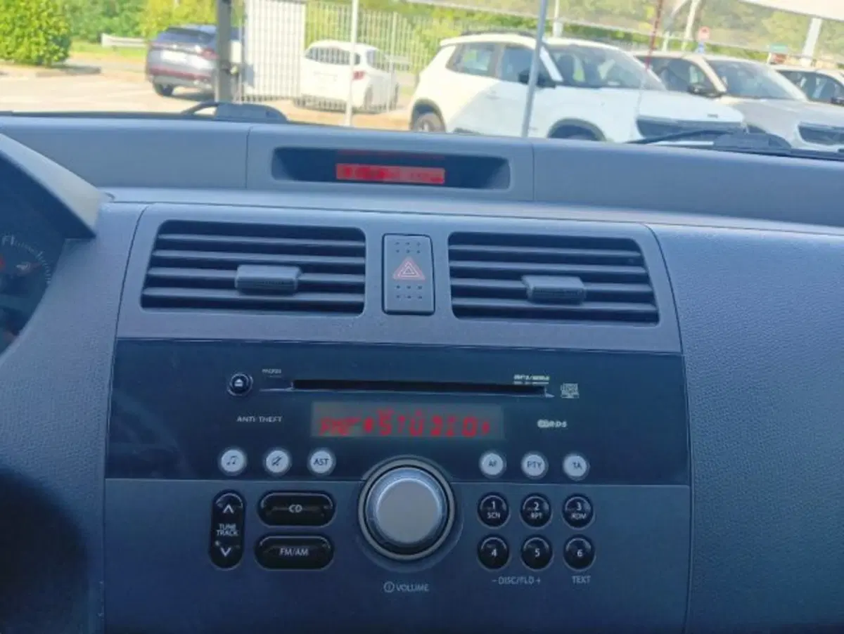 Suzuki Swift usata a Brescia (9)