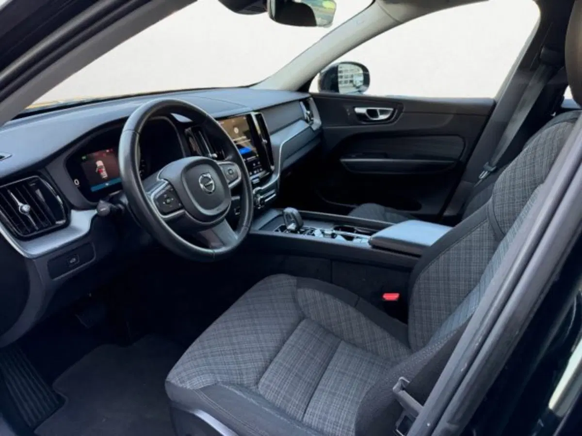 Volvo XC60 usata a Treviso (10)