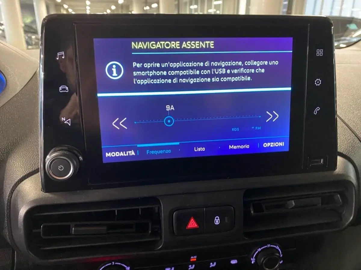 Peugeot Partner Furgone usata a Torino (10)