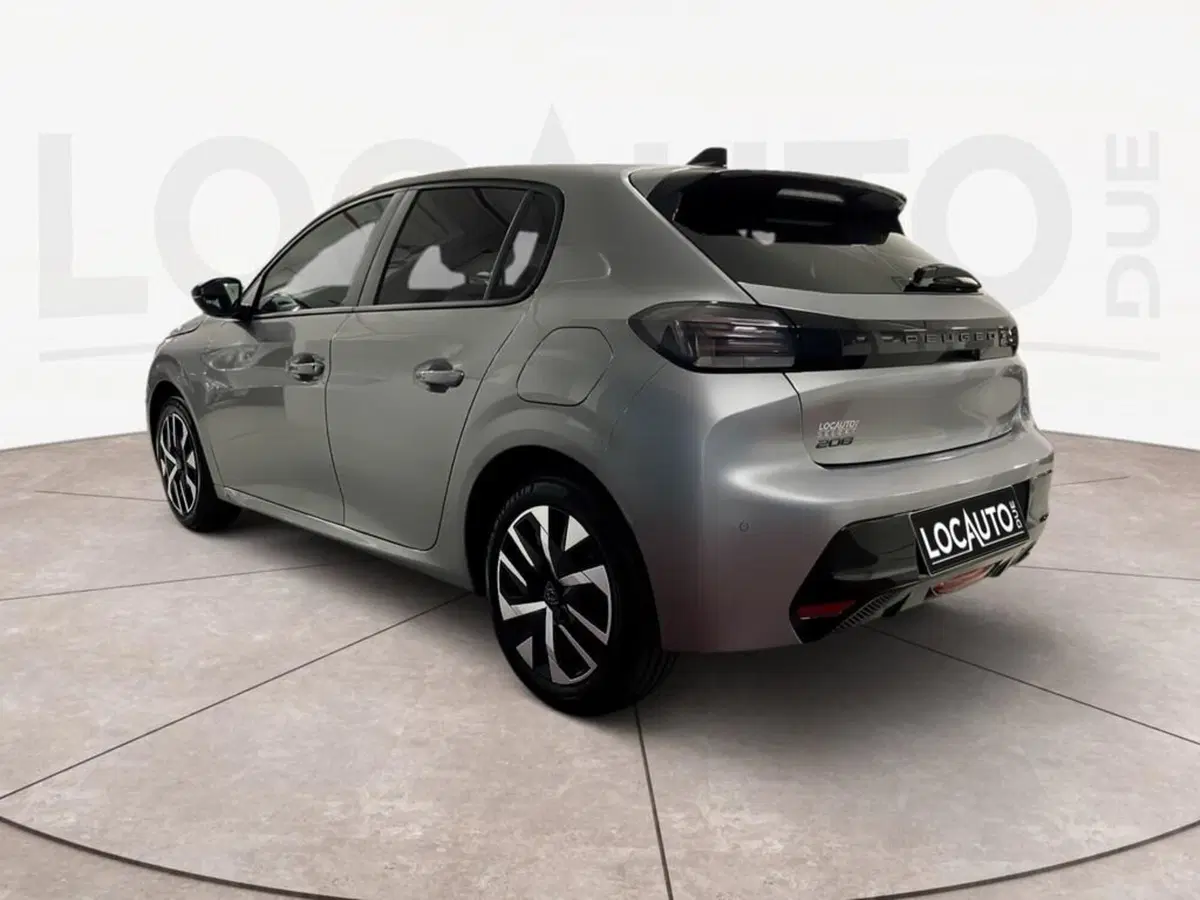 Peugeot 208 nuova a Torino (5)