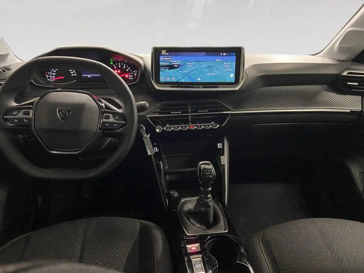 Peugeot 208 nuova a Torino (6)