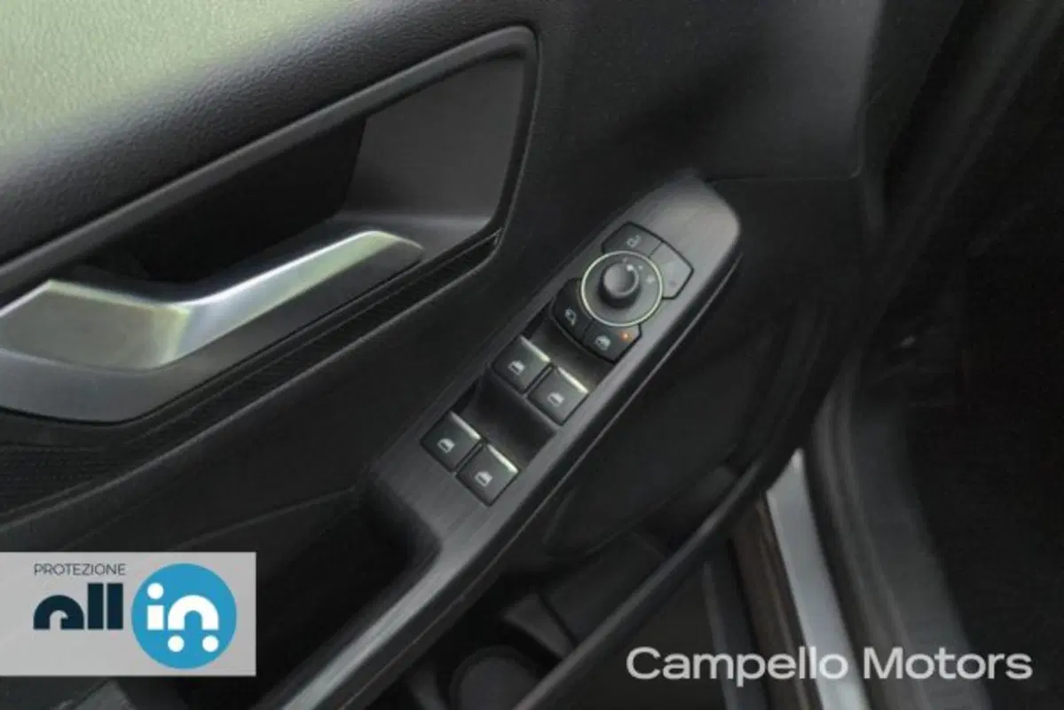 Ford Kuga usata a Venezia (17)
