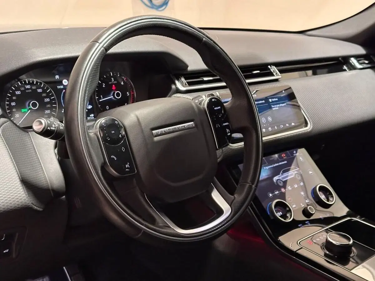 Land Rover Range Rover Velar usata a Varese (10)