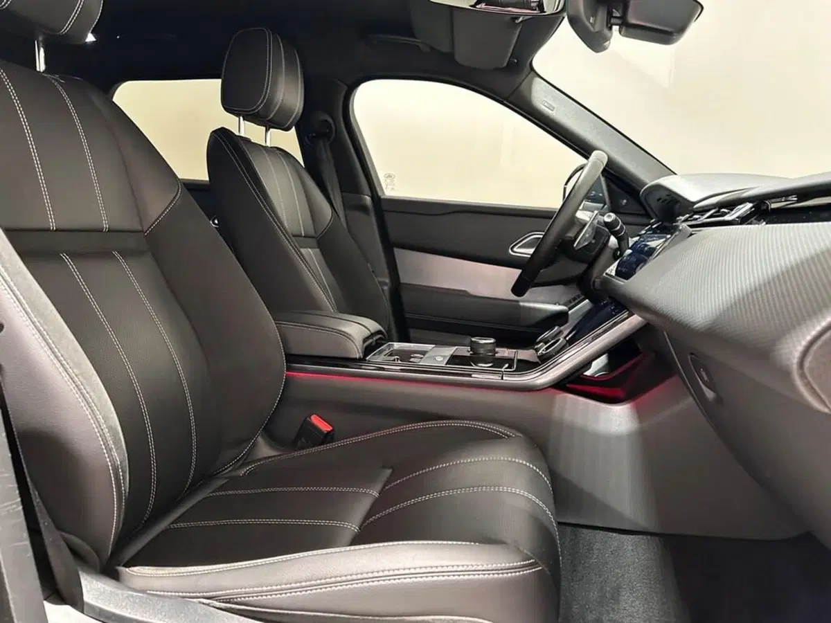 Land Rover Range Rover Velar usata a Varese (3)