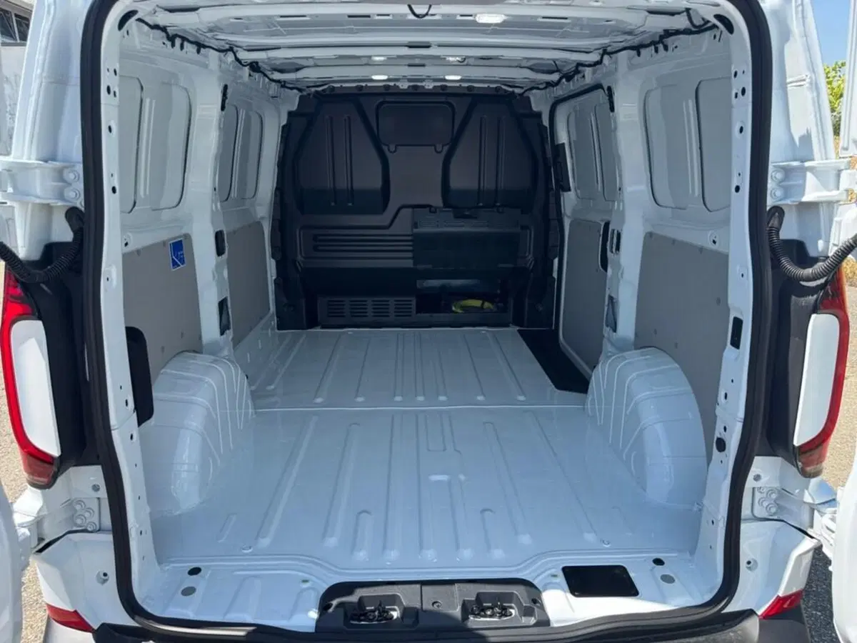 Volkswagen Veicoli Commerciali Transporter Furgone nuova a Ravenna (8)