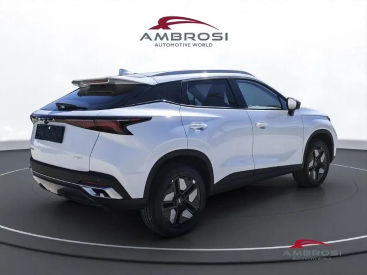 Omoda Omoda 5 SHS-H nuova a Perugia (3)