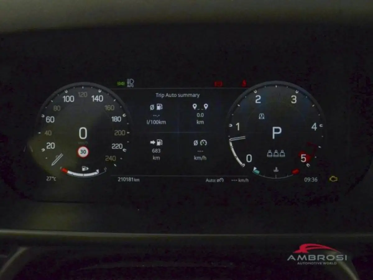 Land Rover Defender usata a Perugia (12)