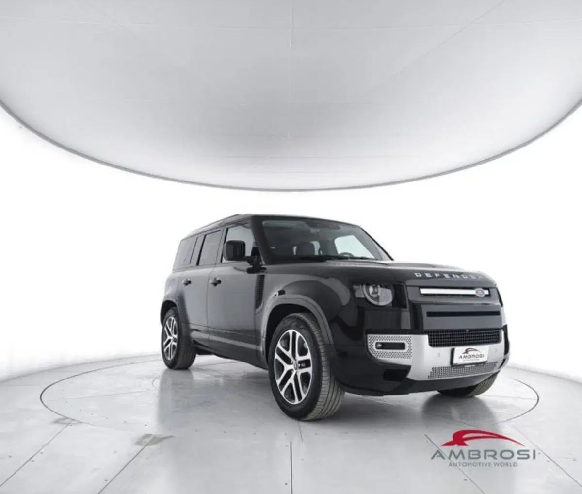 Land Rover Defender usata a Perugia (2)