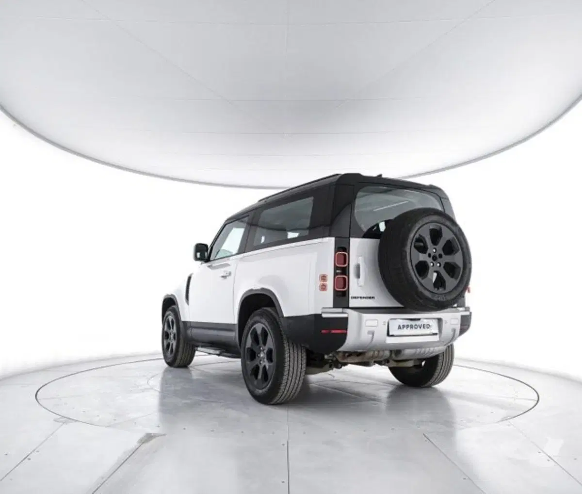 Land Rover Defender usata a Perugia (11)