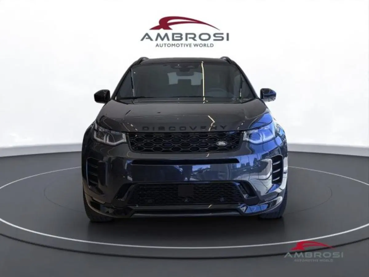 Land Rover Discovery Sport nuova a Perugia (3)