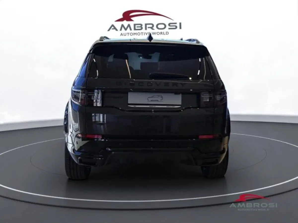Land Rover Discovery Sport nuova a Perugia (4)