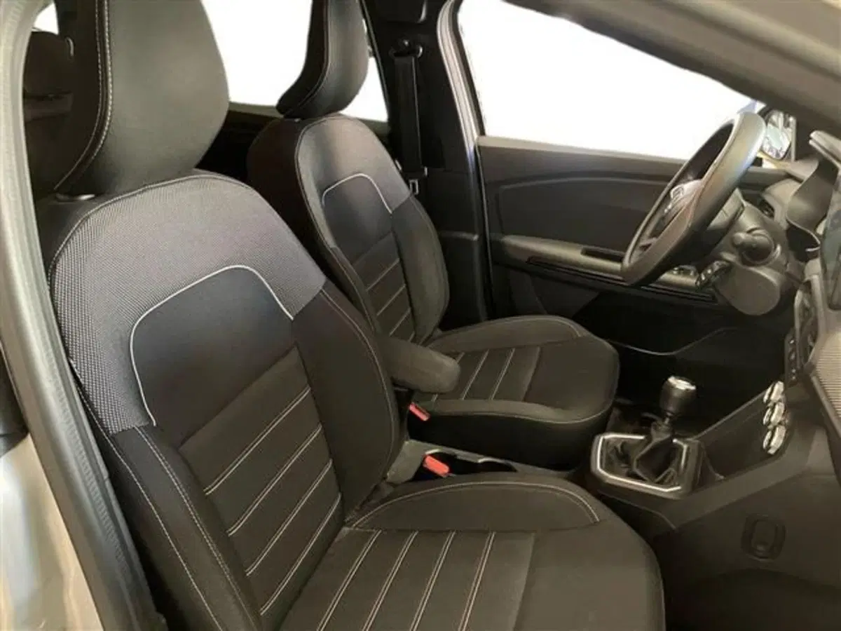 Dacia Jogger usata a Como (11)