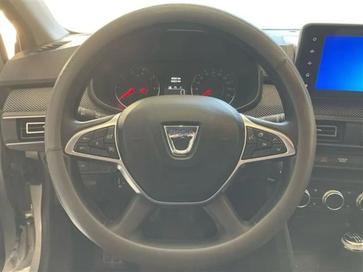 Dacia Jogger usata a Como (16)