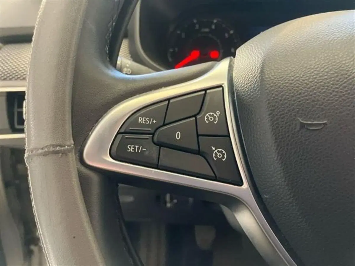Dacia Jogger usata a Como (17)