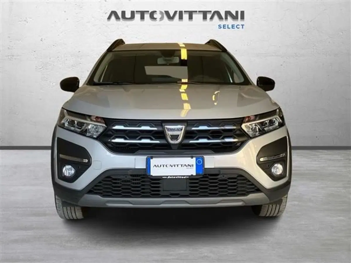 Dacia Jogger usata a Como (2)