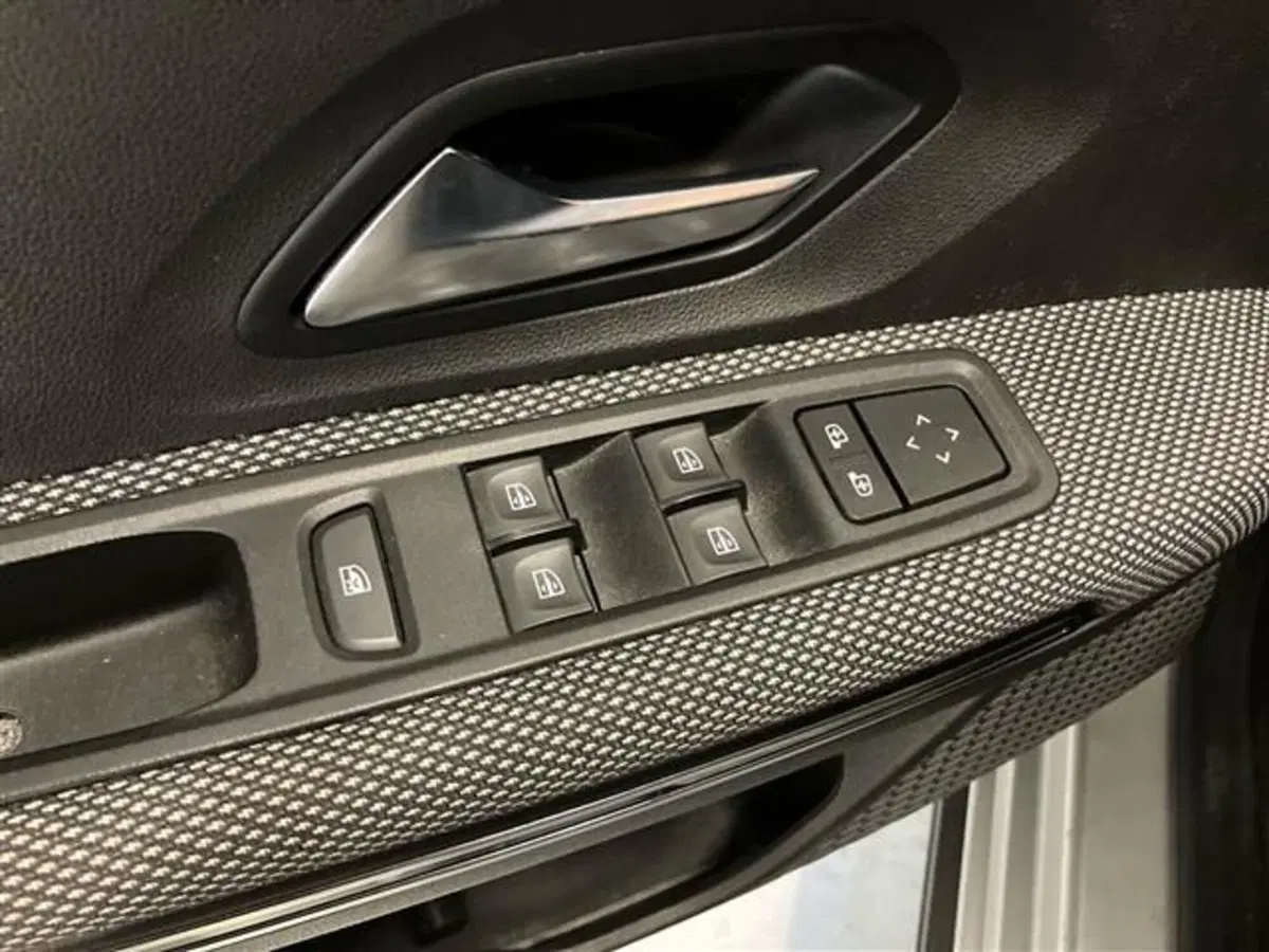 Dacia Jogger usata a Como (20)
