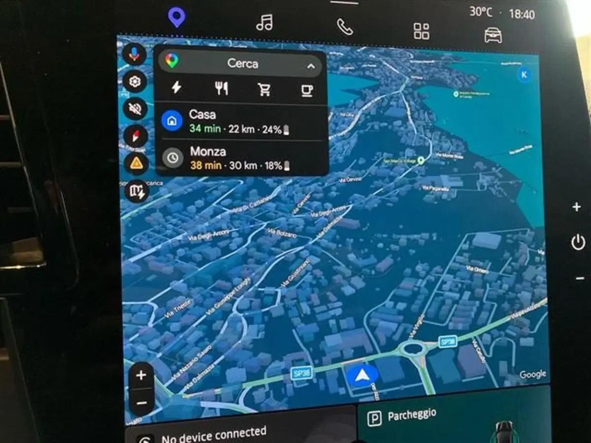Renault Megane E-Tech Electric usata a Como (14)