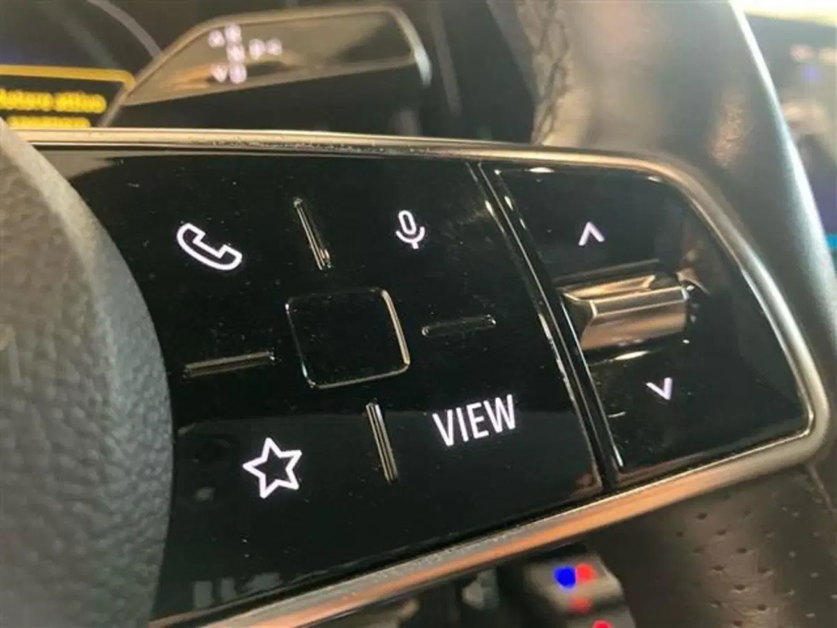 Renault Megane E-Tech Electric usata a Como (18)