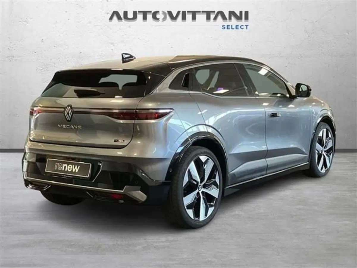 Renault Megane E-Tech Electric usata a Como (4)