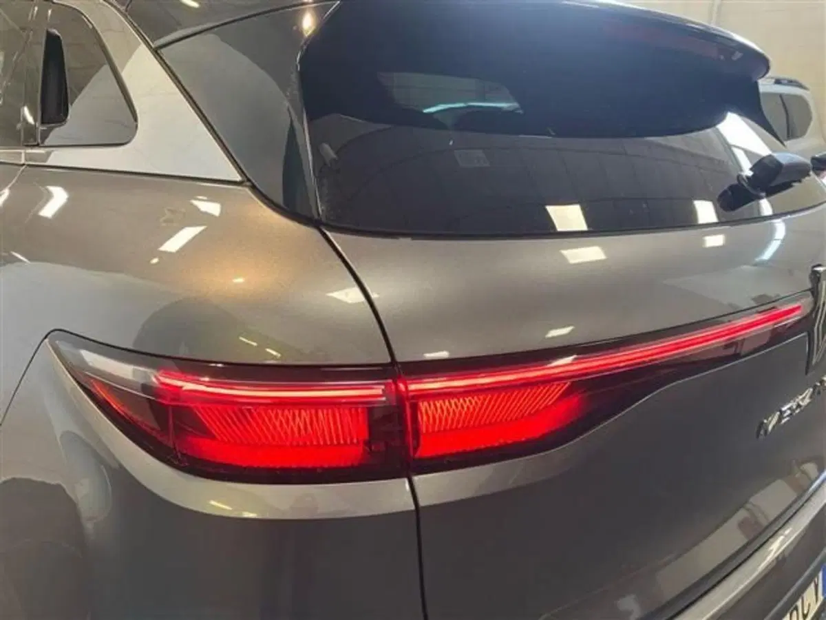 Renault Megane E-Tech Electric usata a Como (8)