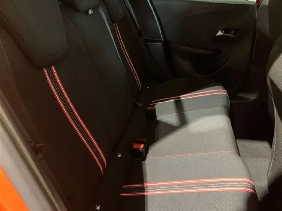 Opel Corsa usata a Como (12)