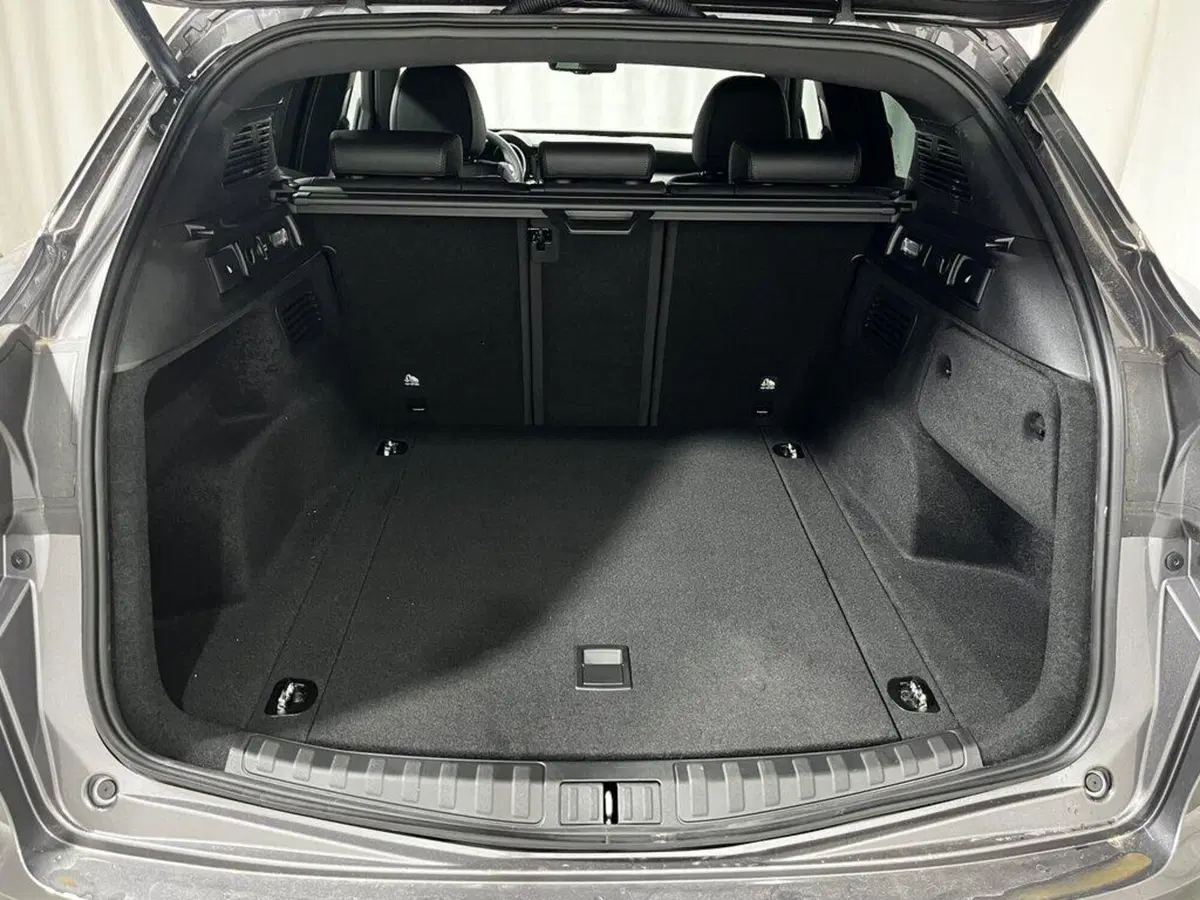 Alfa Romeo Stelvio nuova a Sondrio (15)