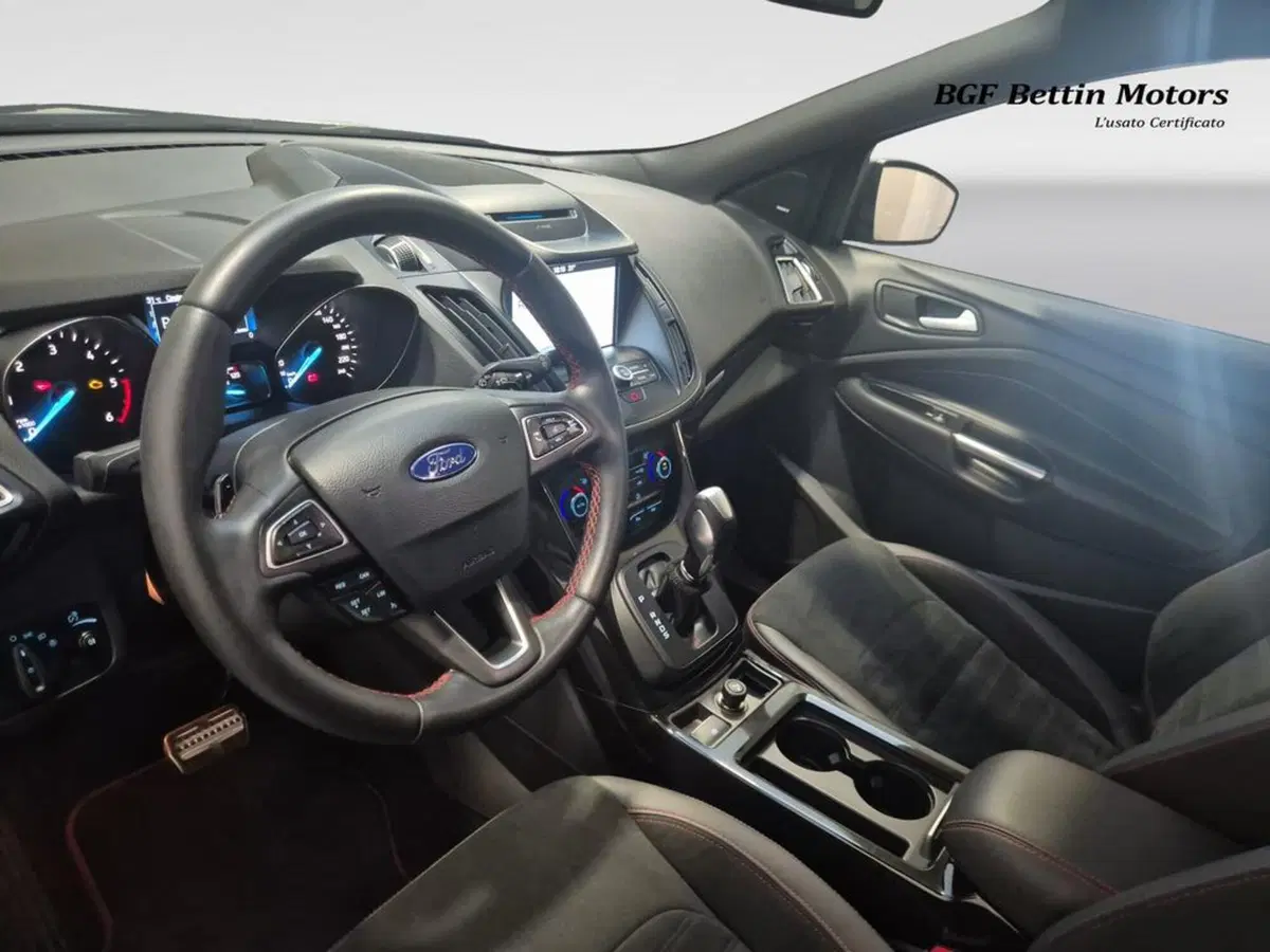 Ford Kuga usata a Padova (12)