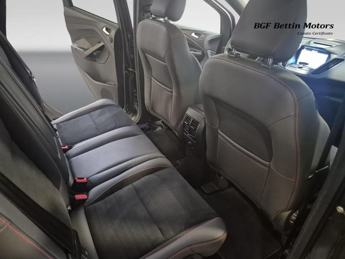Ford Kuga usata a Padova (14)