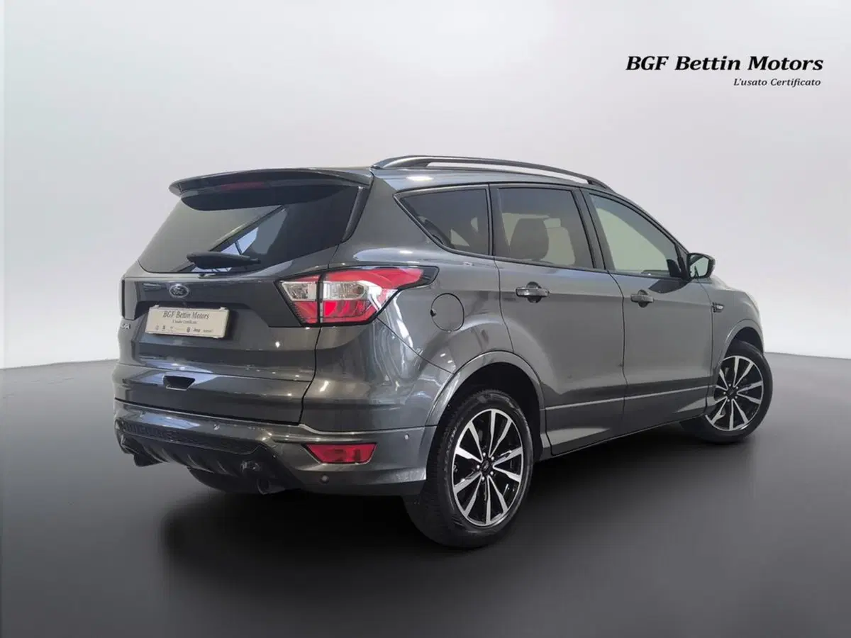 Ford Kuga usata a Padova (4)