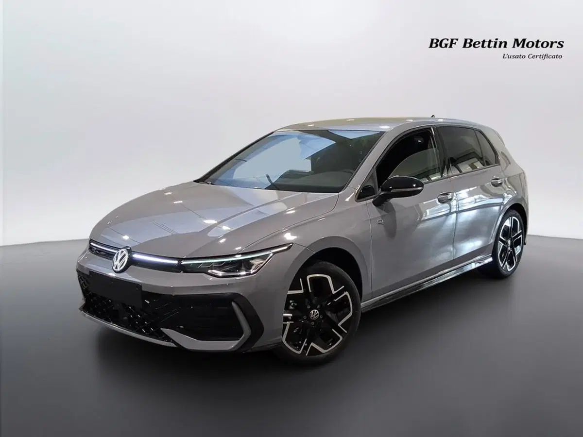 Volkswagen Golf nuova a Padova