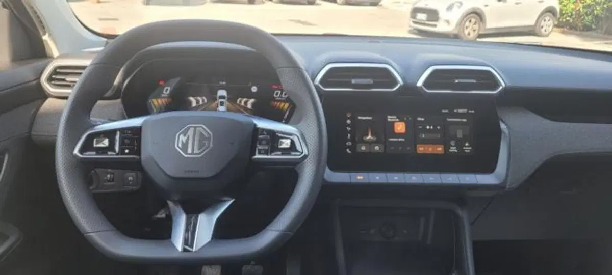 Mg ZS nuova a Napoli (10)