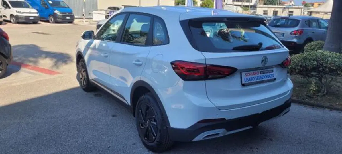 Mg ZS nuova a Napoli (3)