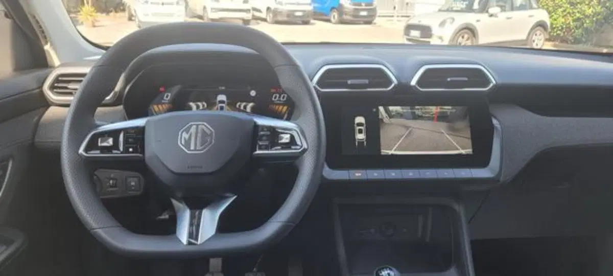 Mg ZS nuova a Napoli (8)