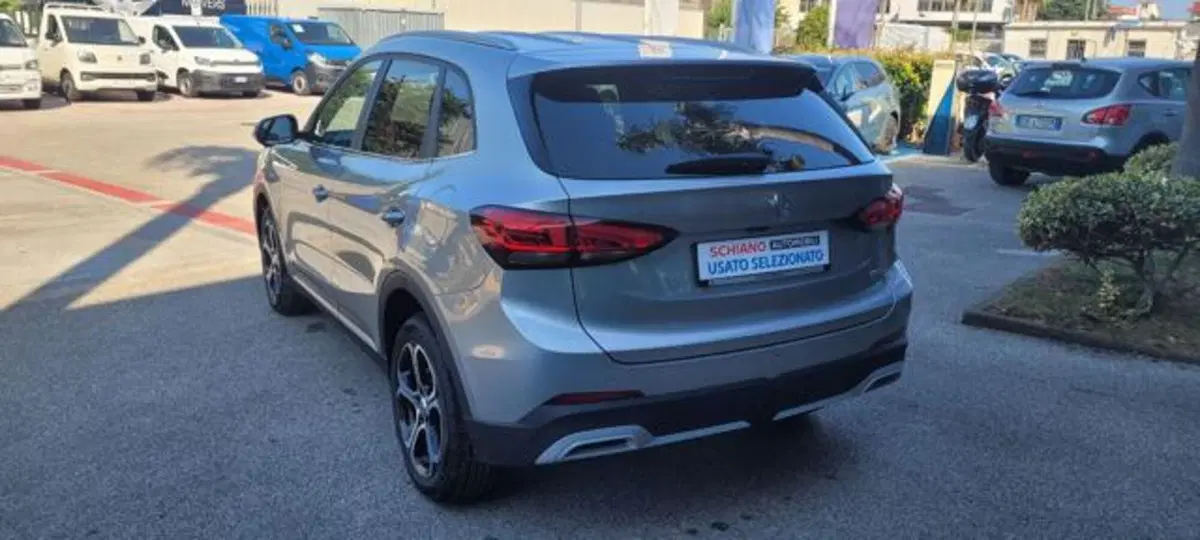 Mg ZS nuova a Napoli (3)
