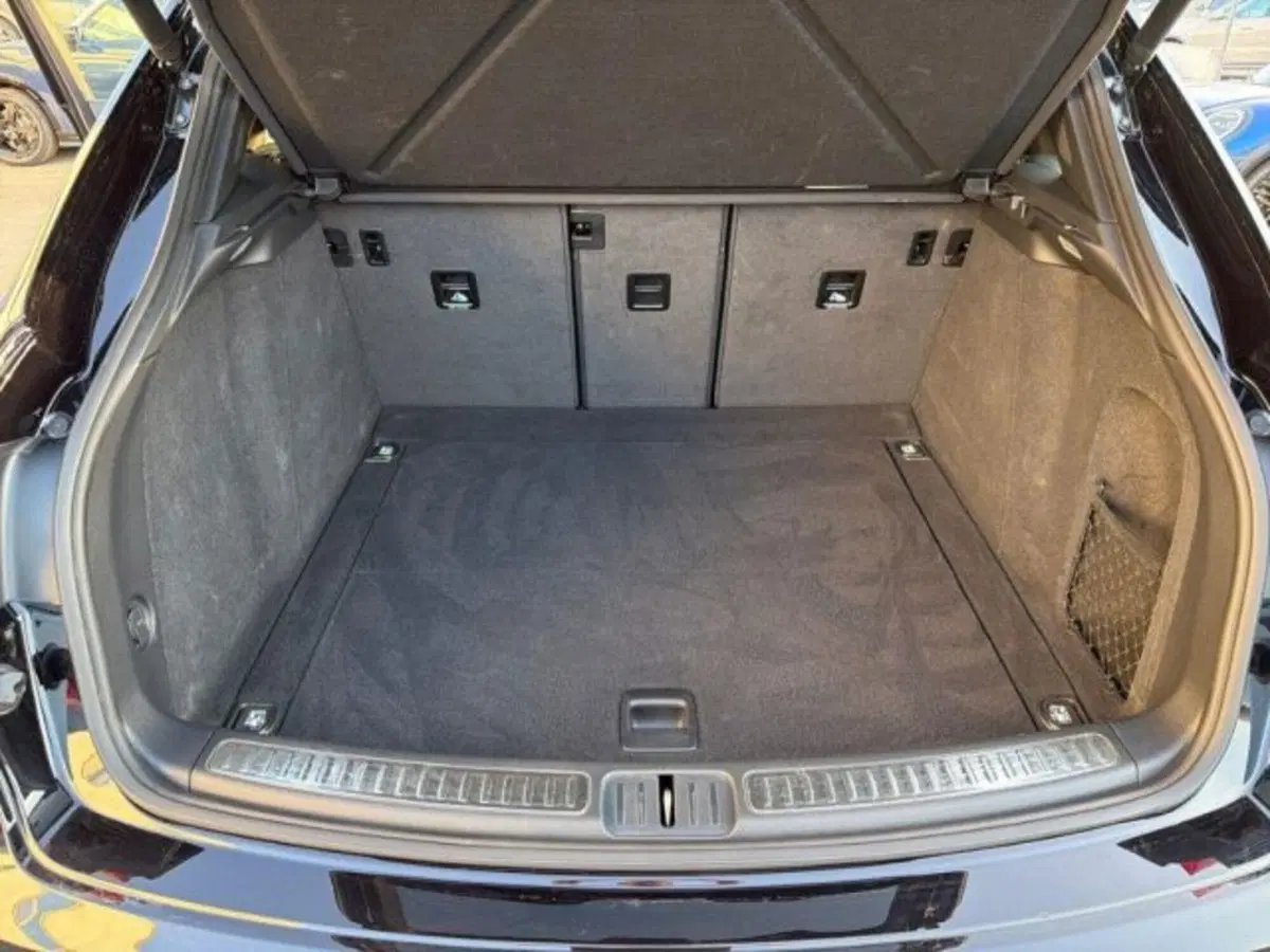 Porsche Macan usata a Lecce (16)