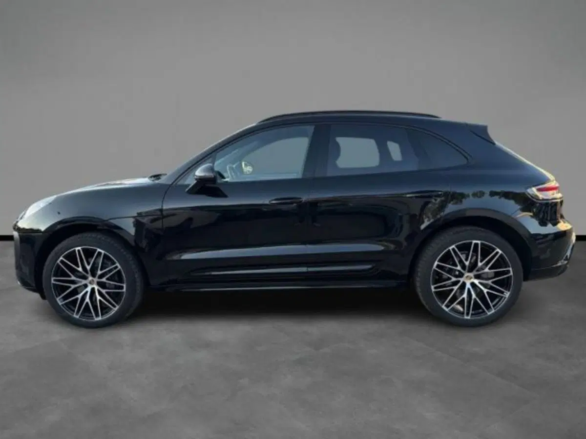 Porsche Macan usata a Lecce (2)