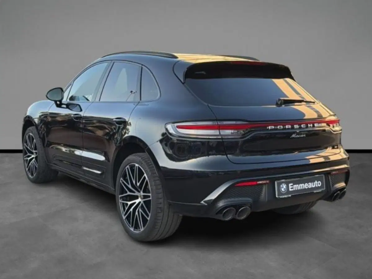 Porsche Macan usata a Lecce (3)