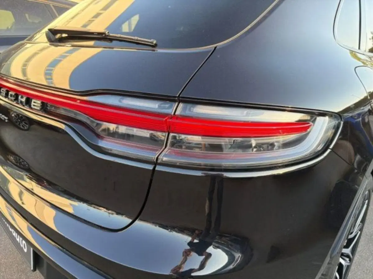 Porsche Macan usata a Lecce (9)