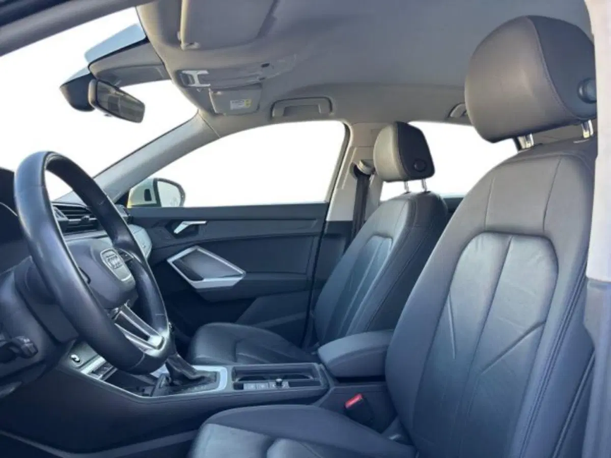 Audi Q3 Sportback usata a Lecce (14)