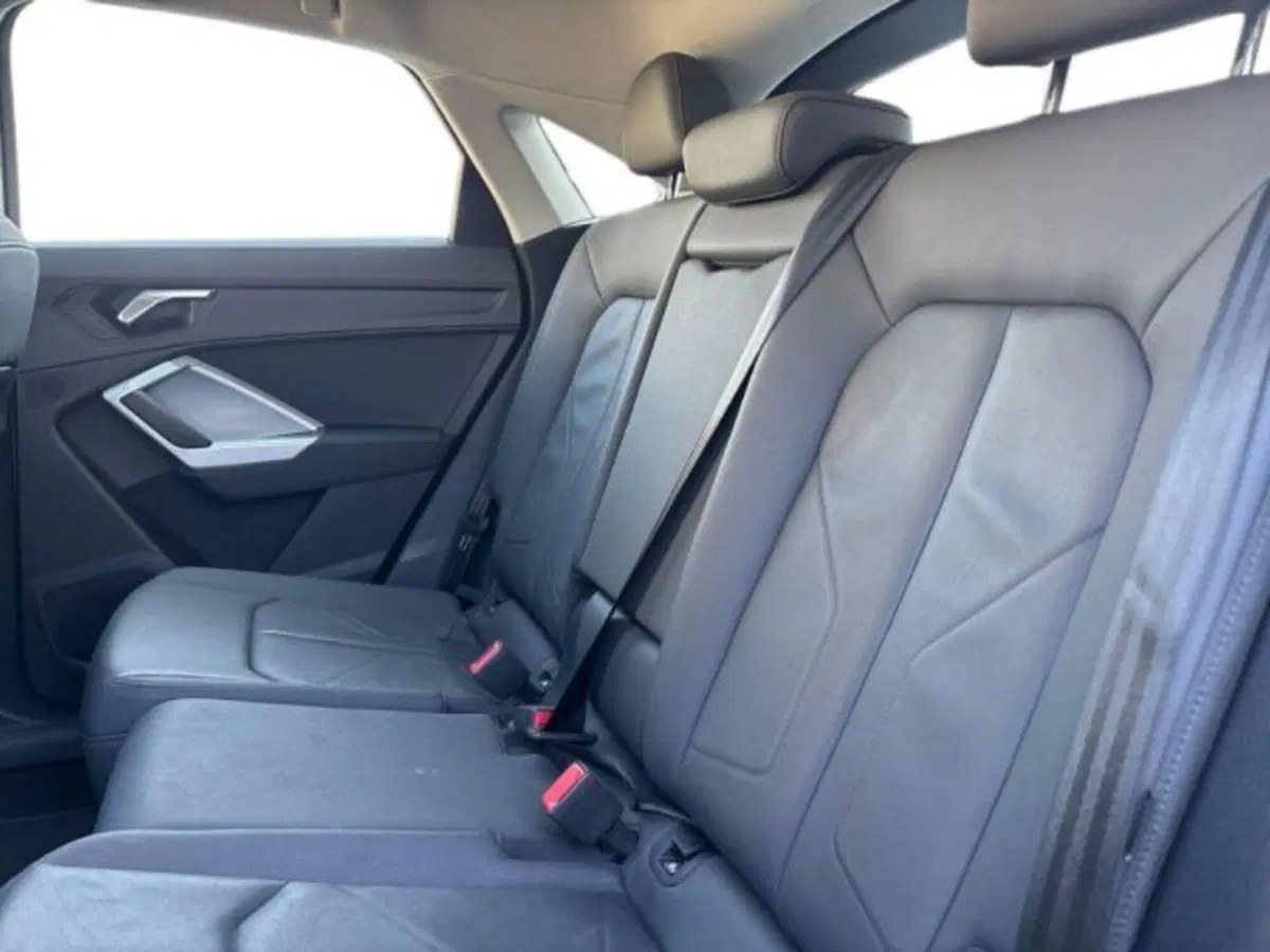 Audi Q3 Sportback usata a Lecce (15)