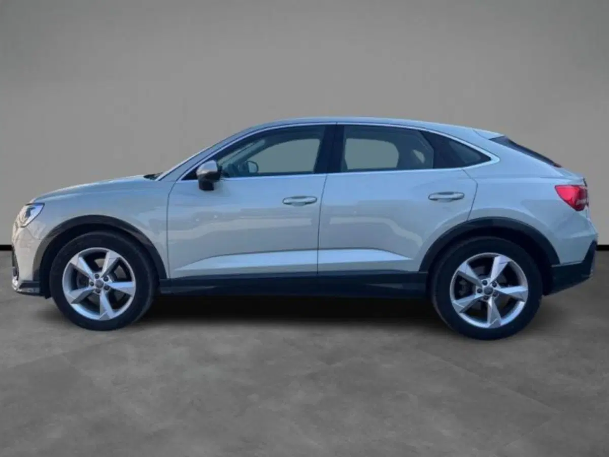 Audi Q3 Sportback usata a Lecce (2)