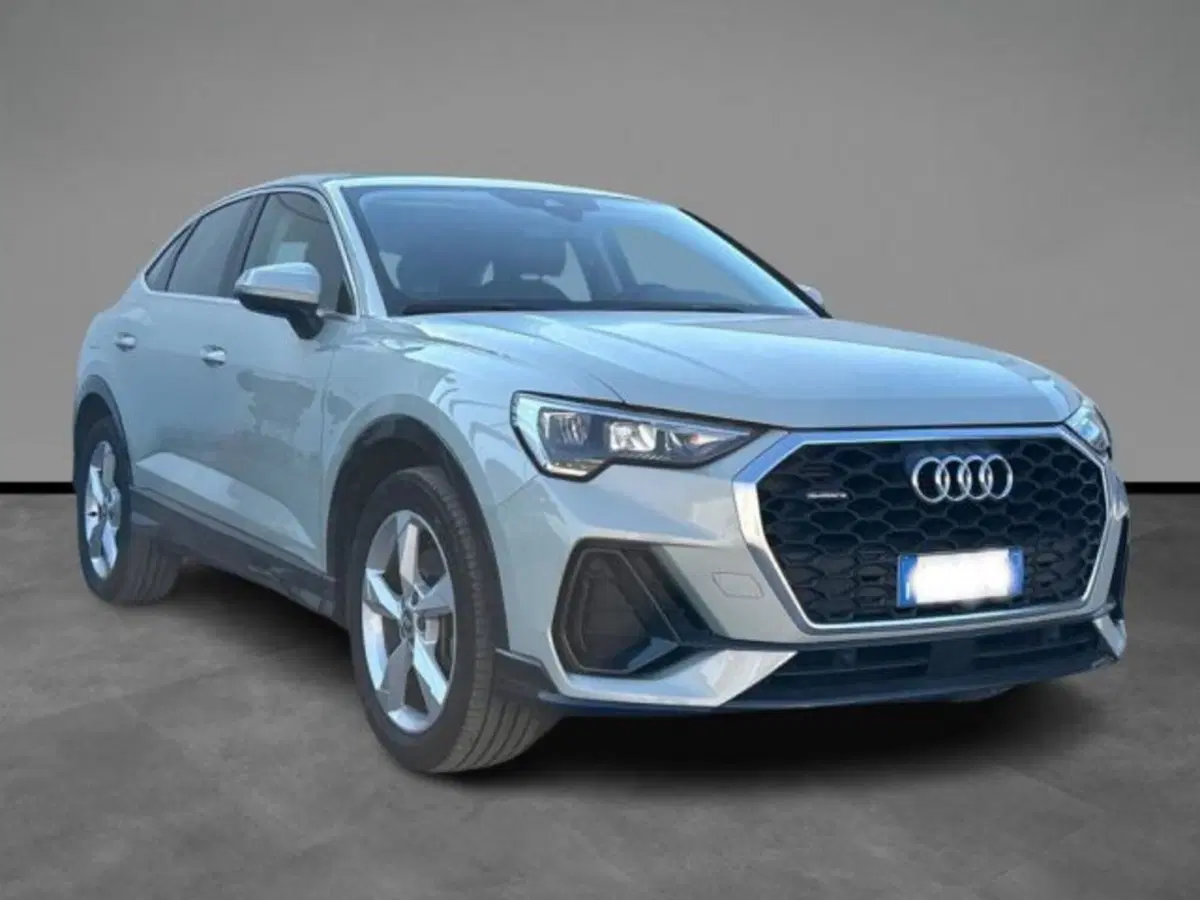 Audi Q3 Sportback usata a Lecce (6)