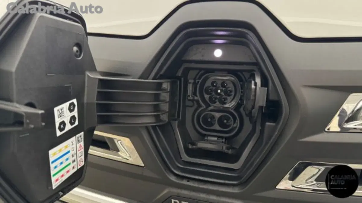 Renault Kangoo Furgone nuova a Reggio Calabria (13)