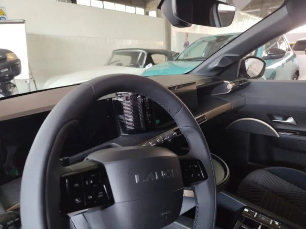 Lancia Ypsilon nuova a Forlì-Cesena (18)