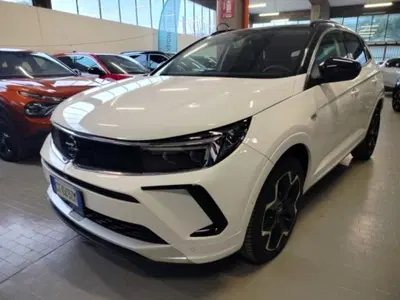Opel Grandland 1.5 diesel Ecotec aut. Ultimate del 2024 usata a Cesena