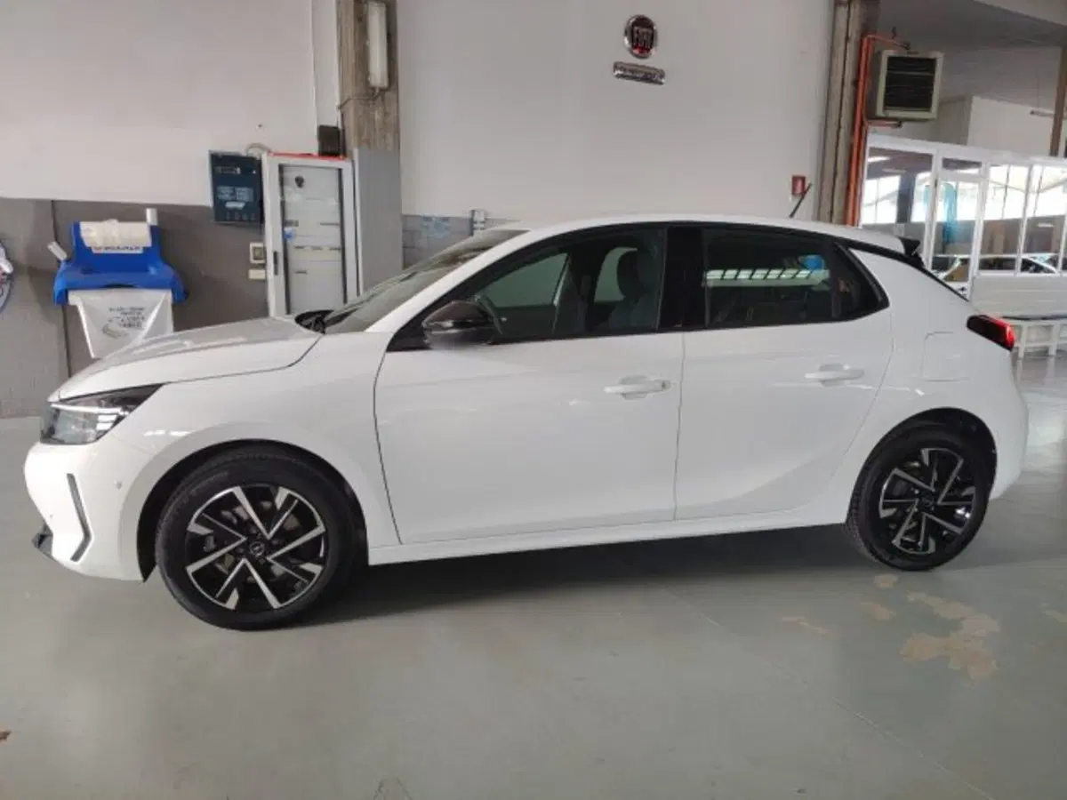 Opel Corsa usata a Forlì-Cesena (5)
