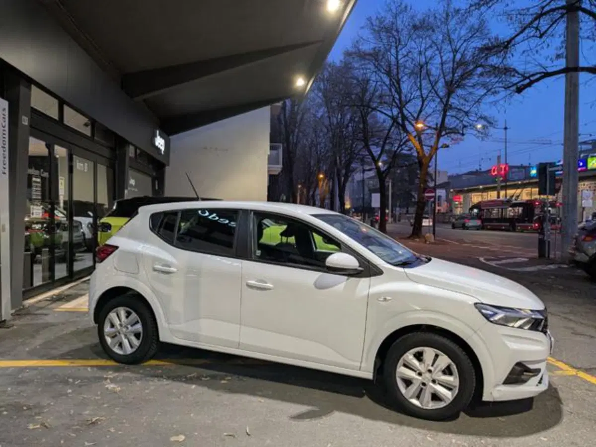 Dacia Sandero usata a Parma (2)